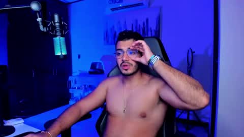 Snapshot of bruno_diaz31 chatting on 11-01-25, 03:30 Bruno online show from 11-01-25, 03:30