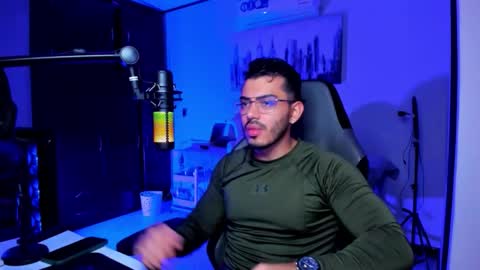 Snapshot of bruno_diaz31 chatting on 12-02-25, 03:23 Bruno online show from 12-02-25, 03:23