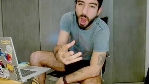 brunobaibe online show from 01-02-25, 04:24