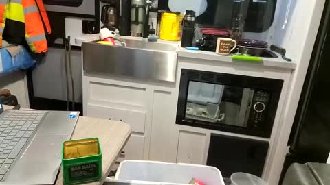 Steve... aka SkinnieDippin aka TimberTramp online show from 02-21-25, 01:11