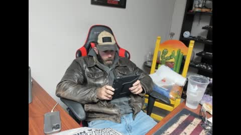 Snapshot of brutalmaster1983 chatting on 01-21-25, 06:55 BRUTALMASTER1983 online show from 01-21-25, 06:55