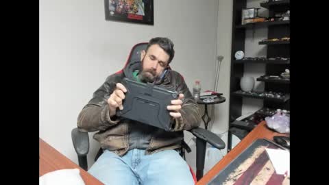 Snapshot of brutalmaster1983 chatting on 03-05-25, 06:45 BRUTALMASTER1983 online show from 03-05-25, 06:45