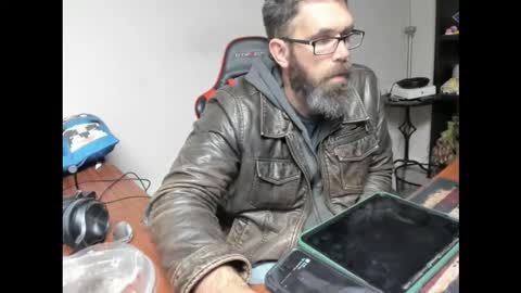 Snapshot of brutalmaster1983 chatting on 11-29-25, 05:10 BRUTALMASTER1983 online show from 11-29-25, 05:10