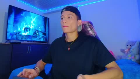 BRYAM INDEPENDENT MODEL online show from 01-06-25, 01:53