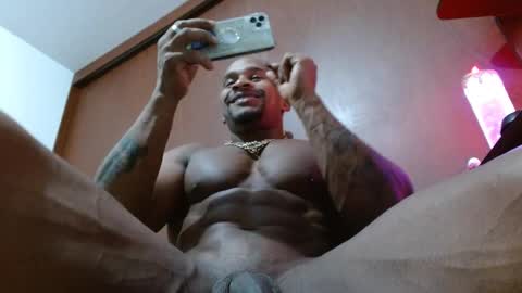 Enjoy the best muscle straws   online show from 02-17-25, 01:15