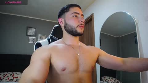 Snapshot of bryan_oficials chatting on 12-19-24, 03:18 bryan_oficials online show from 12-19-24, 03:18