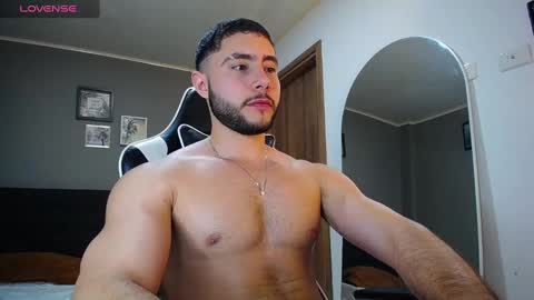 Snapshot of bryan_oficials chatting on 12-22-24, 09:33 bryan_oficials online show from 12-22-24, 09:33