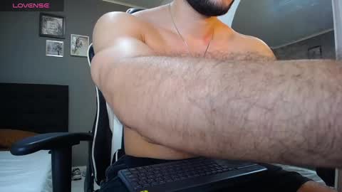 Snapshot of bryan_oficials chatting on 01-04-25, 04:12 bryan_oficials online show from 01-04-25, 04:12