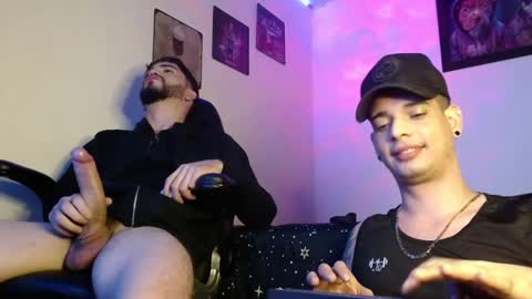 Snapshot of bryanhot23 chatting on 01-08-25, 01:32 BRYAN HOT23 online show from 01-08-25, 01:32