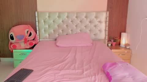 Carly     online show from 10-15-25, 12:27