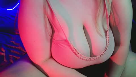 Snapshot of bubble_bambam chatting on 01-11-25, 12:33 Nancy 3 online show from 01-11-25, 12:33