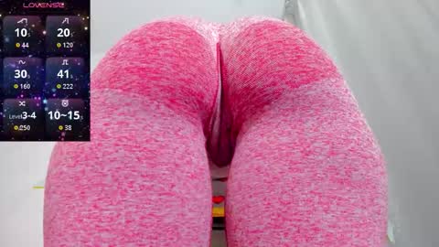 Snapshot of bubblebum4you chatting on 10-21-25, 07:20 bubblebum4you online show from 10-21-25, 07:20