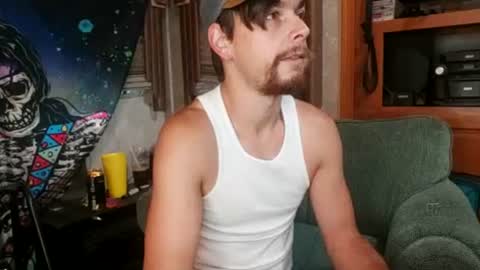 Snapshot of bubblebutt417 chatting on 08-03-26, 01:27 Max candi online show from 08-03-26, 01:27
