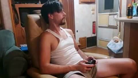 Snapshot of bubblebutt417 chatting on 08-05-26, 02:58 Max candi online show from 08-05-26, 02:58