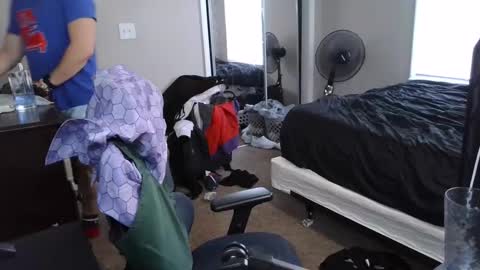 Snapshot of bubblebuttbdn chatting on 09-28-25, 06:35 BubblebuttBdn online show from 09-28-25, 06:35