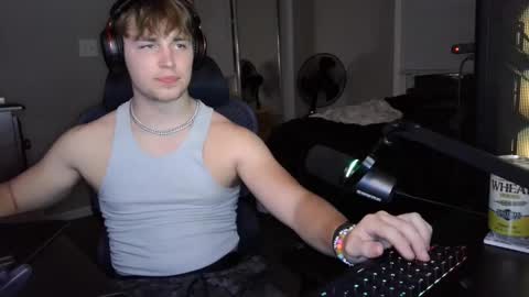 Snapshot of bubblebuttbdn chatting on 10-05-25, 05:06 BubblebuttBdn online show from 10-05-25, 05:06