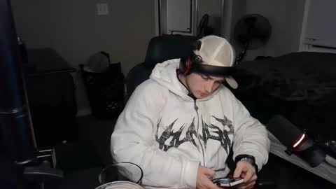 Snapshot of bubblebuttbdn chatting on 10-31-25, 03:51 BubblebuttBdn online show from 10-31-25, 03:51