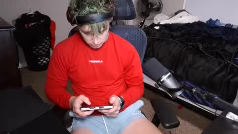 Snapshot of bubblebuttbdn chatting on 11-02-25, 01:08 BubblebuttBdn online show from 11-02-25, 01:08