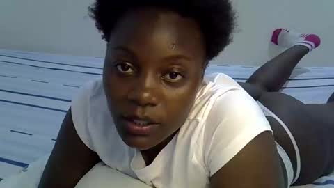 bubbly_ass30 online show from 03-08-26, 12:52