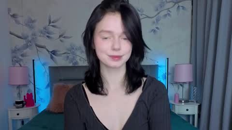 Snapshot of bucks_bunnyy chatting on 02-17-26, 10:49 Leona online show from 02-17-26, 10:49