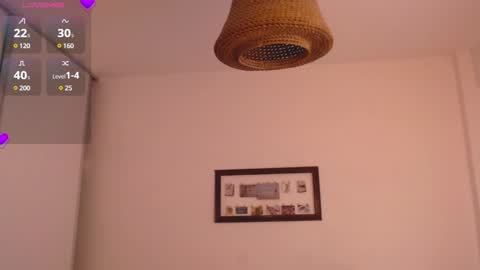 Snapshot of buckwheat_queen chatting on 12-12-24, 10:09 Mira online show from 12-12-24, 10:09