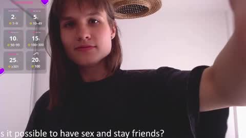 Snapshot of buckwheat_queen chatting on 12-22-24, 06:15 Mira online show from 12-22-24, 06:15