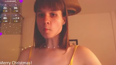 Snapshot of buckwheat_queen chatting on 12-26-24, 11:57 Mira online show from 12-26-24, 11:57