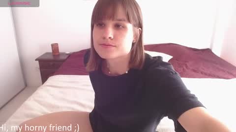 Snapshot of buckwheat_queen chatting on 02-09-25, 07:41 Mira online show from 02-09-25, 07:41