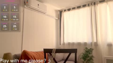 Snapshot of buckwheat_queen chatting on 11-24-25, 05:01 Mira online show from 11-24-25, 05:01