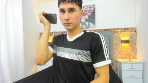 Buddy Whitte online show from 02-17-25, 05:32