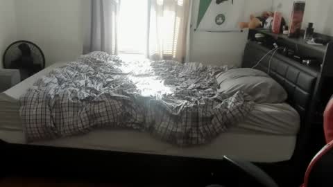 buffsexyman24 online show from 02-26-25, 05:50