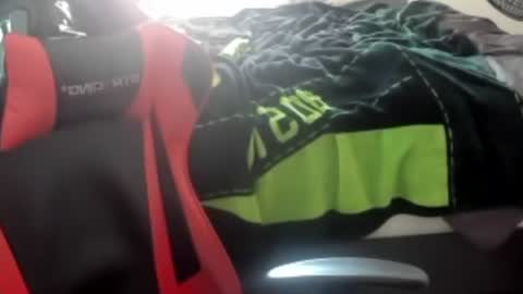 buffsexyman24 online show from 01-13-26, 04:01