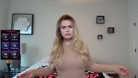 Snapshot of buitifulblonde chatting on 02-03-26, 05:51 buitifulblonde online show from 02-03-26, 05:51