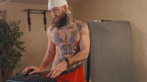 Snapshot of bulatov_x chatting on 01-08-25, 05:59 Dmitriy  online show from 01-08-25, 05:59