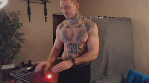 Snapshot of bulatov_x chatting on 01-18-25, 08:52 Dmitriy  online show from 01-18-25, 08:52