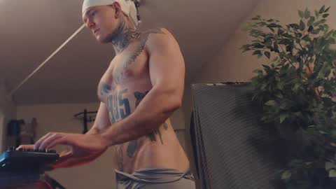 Snapshot of bulatov_x chatting on 02-06-25, 02:00 Dmitriy  online show from 02-06-25, 02:00