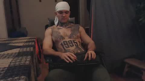 Snapshot of bulatov_x chatting on 02-25-25, 06:42 Dmitriy  online show from 02-25-25, 06:42