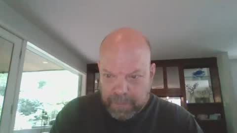 Snapshot of bulldog302w chatting on 07-12-26, 01:24 bulldog302w online show from 07-12-26, 01:24