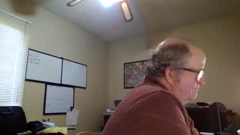 bullfrogg5050 online show from 11-06-25, 05:58