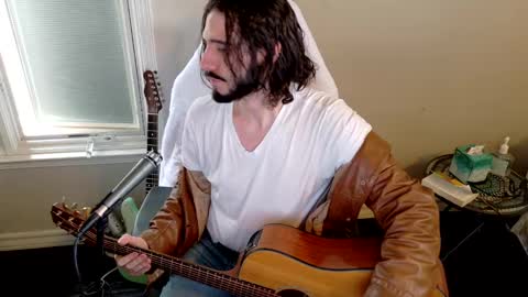 Snapshot of bumphreyhogart chatting on 03-06-25, 06:37 bumphreyhogart online show from 03-06-25, 06:37