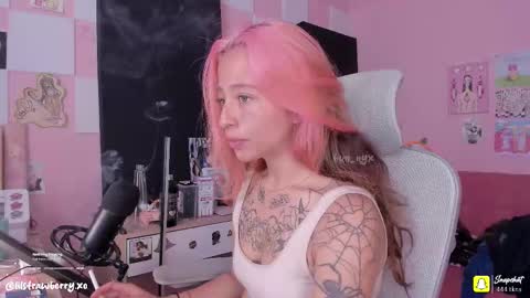 Snapshot of bun_nyx chatting on 09-27-25, 06:02        online show from 09-27-25, 06:02