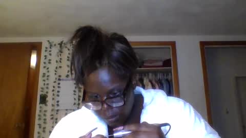 Bunny online show from 09-22-25, 11:07