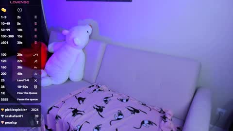 Snapshot of bunny__of_love chatting on 02-04-25, 07:55 Sasha online show from 02-04-25, 07:55