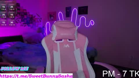 Snapshot of bunny__of_love chatting on 09-13-25, 05:46 Sasha online show from 09-13-25, 05:46