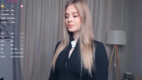 Theya online show from 12-21-25, 06:31