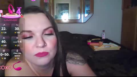 Snapshot of bunny_n_clyde_69 chatting on 11-26-25, 09:10 Bunny N Clyde online show from 11-26-25, 09:10