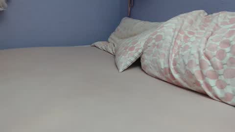 Snapshot of bunny_nextdoor chatting on 02-03-25, 12:15 Bunny Miss me Online every day here - online show from 02-03-25, 12:15