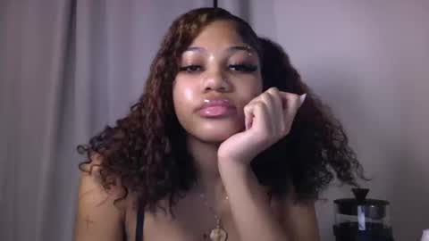 bunnybarbi3 online show from 10-17-25, 02:37