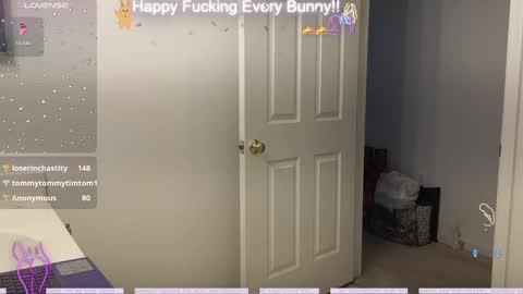 Snapshot of bunnycheekz chatting on 12-10-24, 11:08 Tokki bunny online show from 12-10-24, 11:08