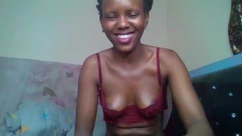 Snapshot of bunnydiva_ chatting on 10-21-25, 04:51 bunnydiva_ online show from 10-21-25, 04:51